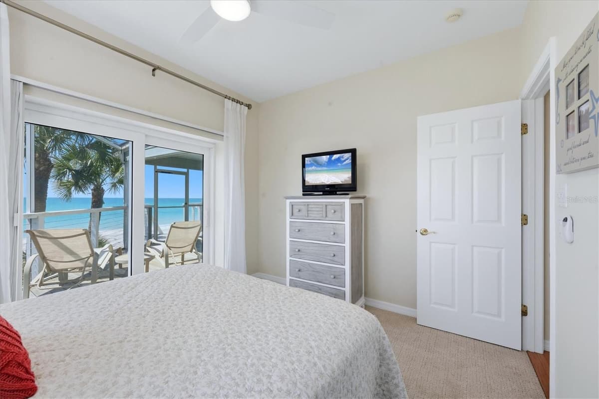 400 GULF BOULEVARD — photo 40 of 80