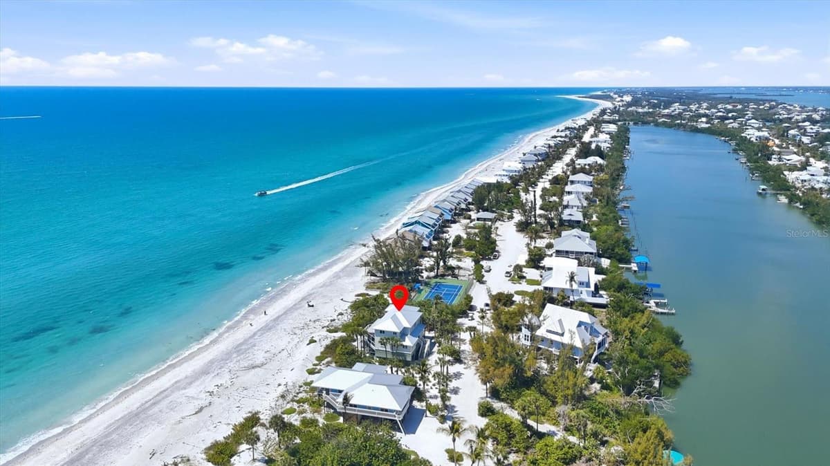 400 GULF BOULEVARD — photo 4 of 80
