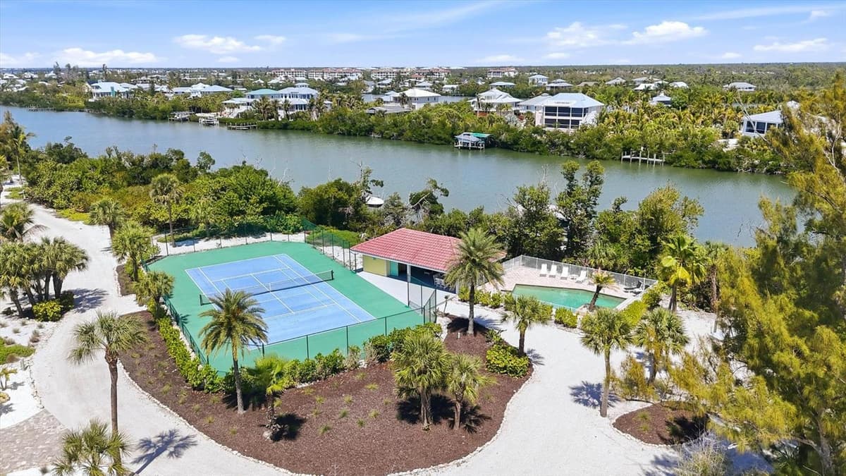 400 GULF BOULEVARD — photo 74 of 80