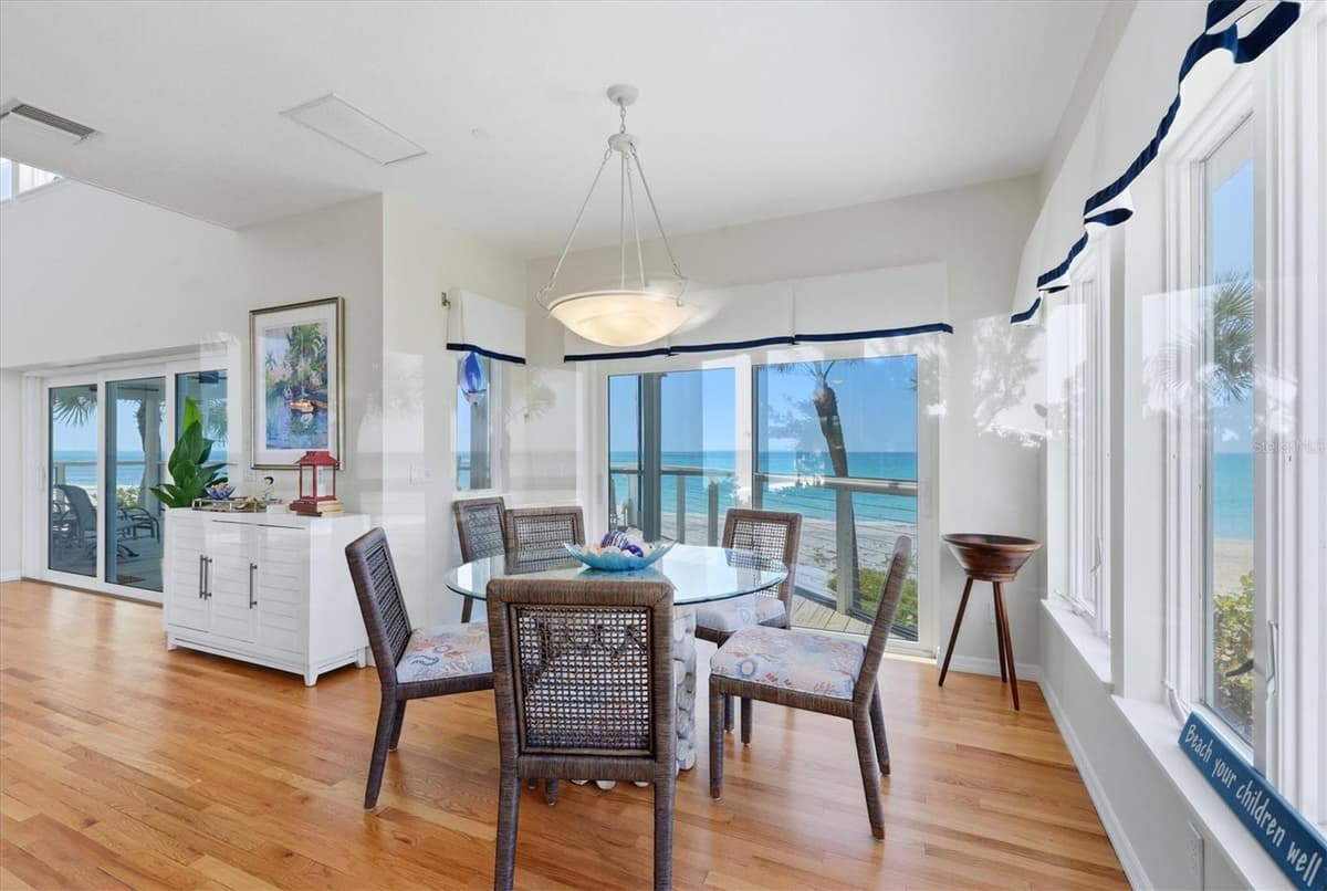 400 GULF BOULEVARD — photo 15 of 80