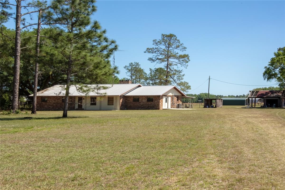 13296 COUNTY ROAD 231 — photo 3 of 52