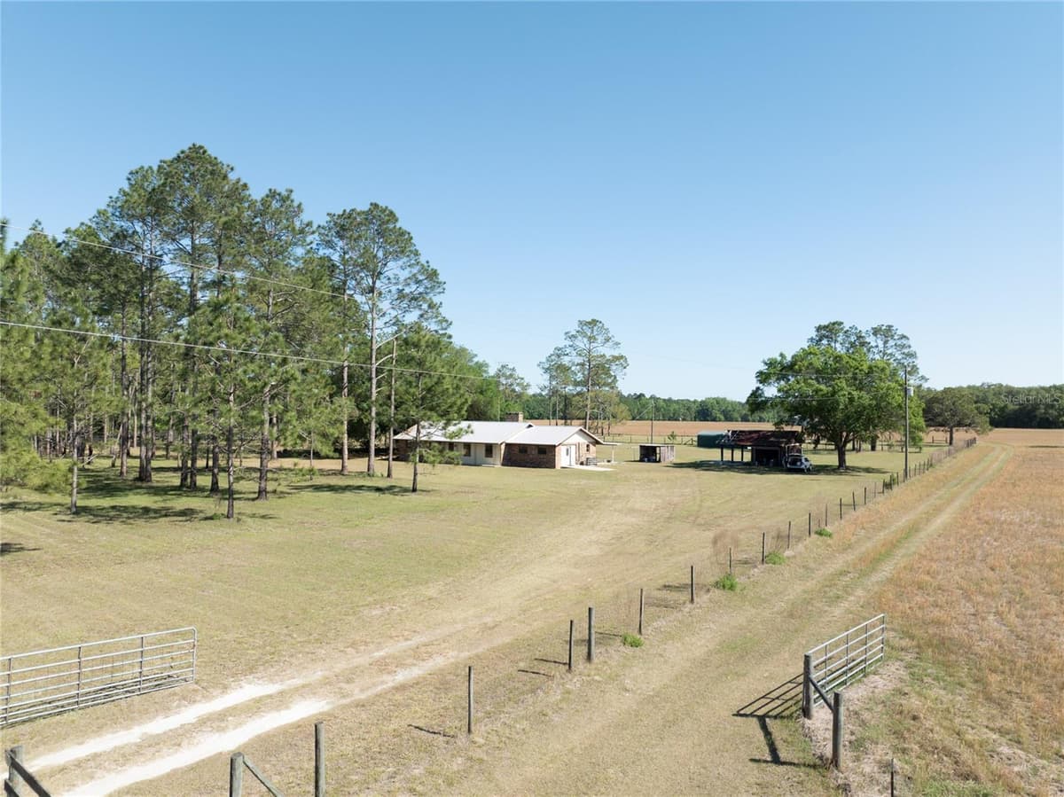 13296 COUNTY ROAD 231 — photo 12 of 52