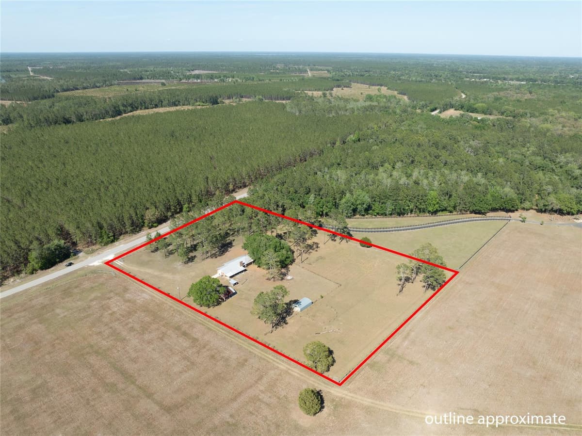 13296 COUNTY ROAD 231 — photo 9 of 52