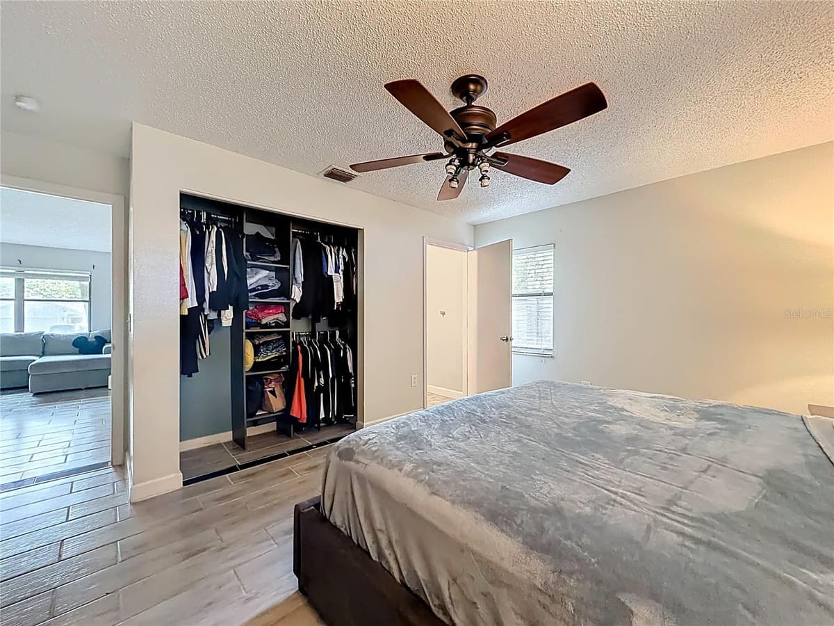 31427 GHENT AVENUE — photo 19 of 40