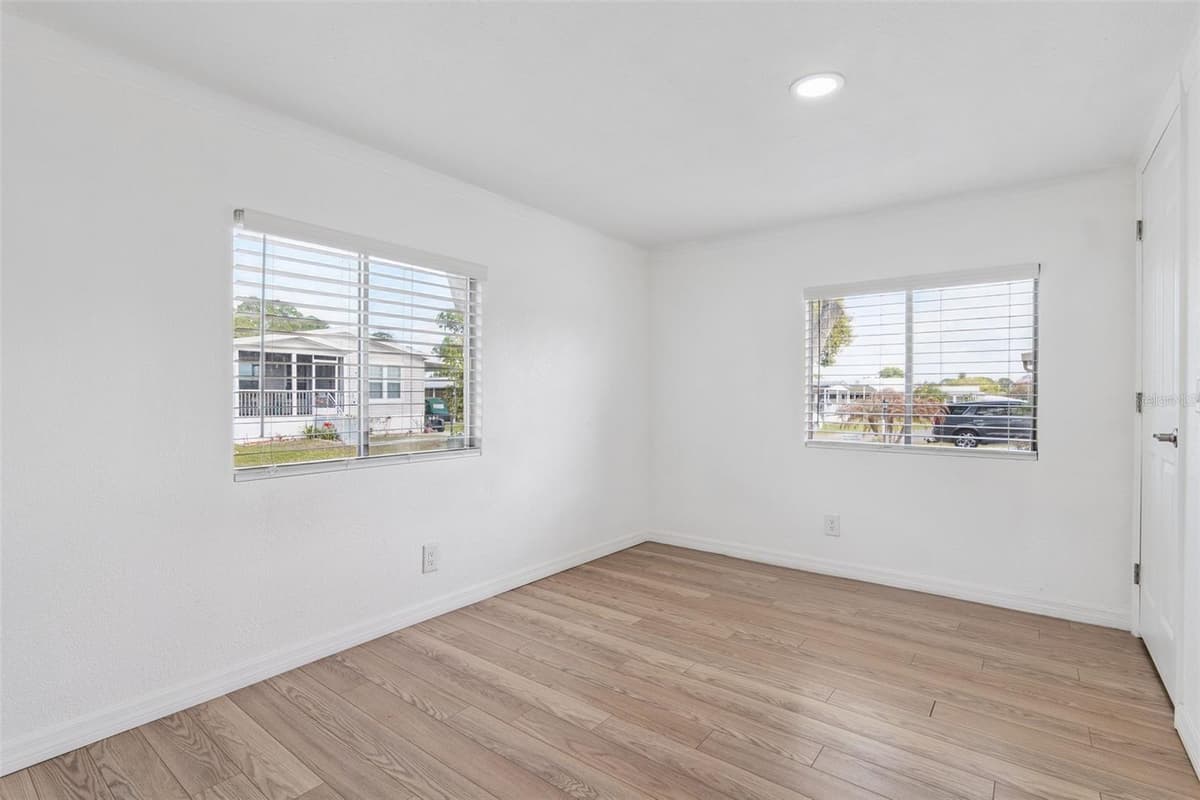 511 FLAMINGO LANE — photo 11 of 25