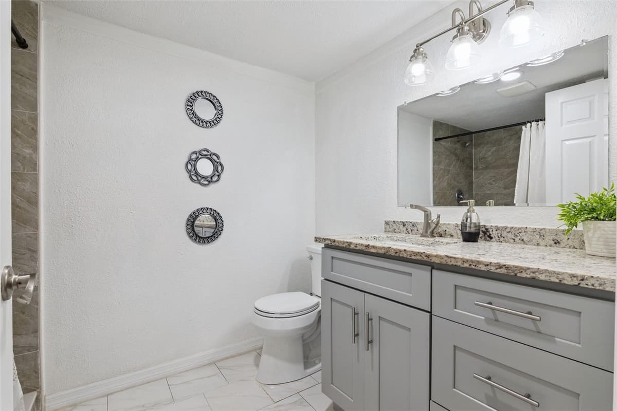 511 FLAMINGO LANE — photo 9 of 25