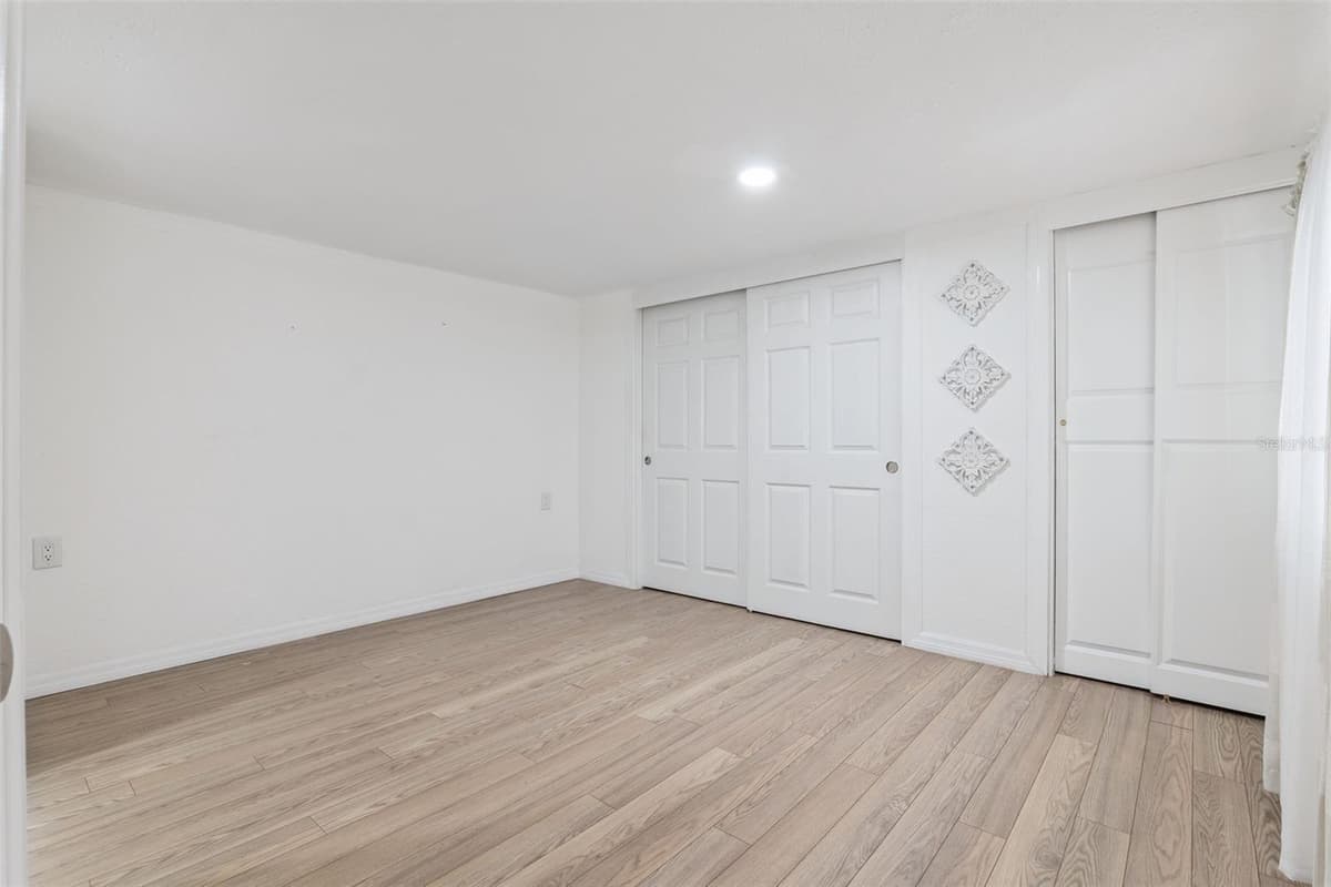 511 FLAMINGO LANE — photo 8 of 25