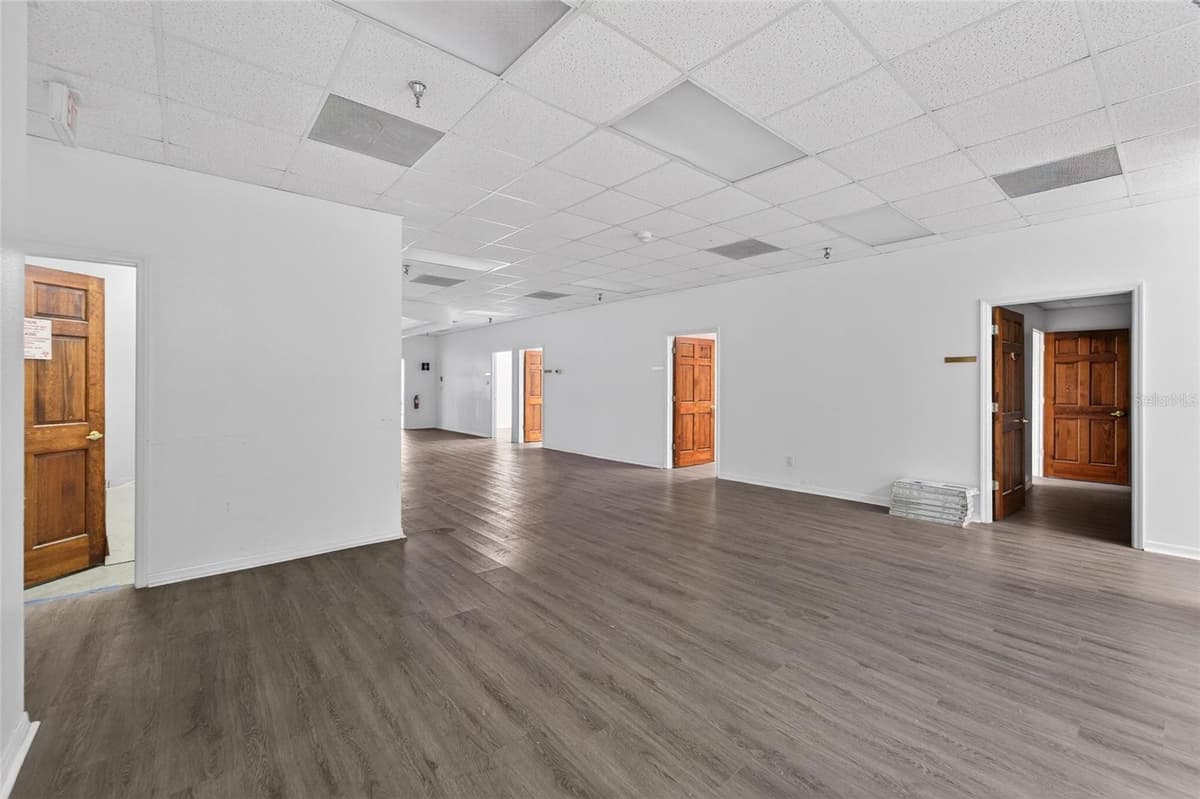 106 EVERS STREET — photo 11 of 44