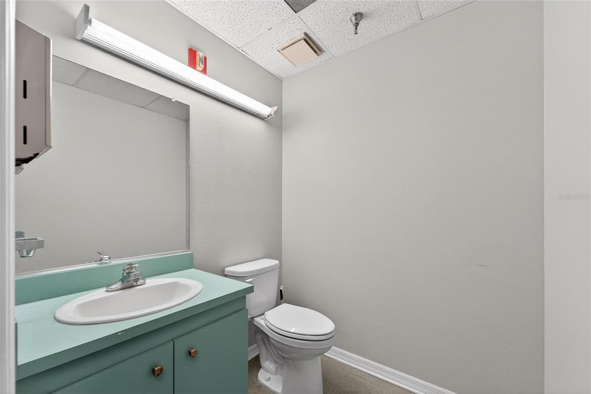 106 EVERS STREET — photo 16 of 44