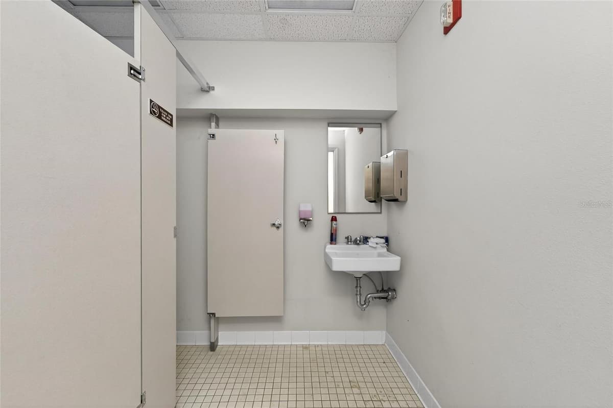 106 EVERS STREET — photo 37 of 44