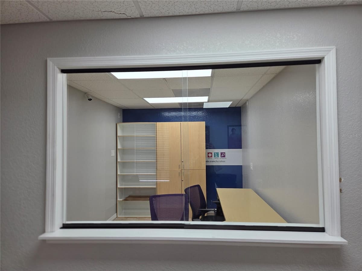 141 OAKWOOD AVENUE — photo 17 of 31