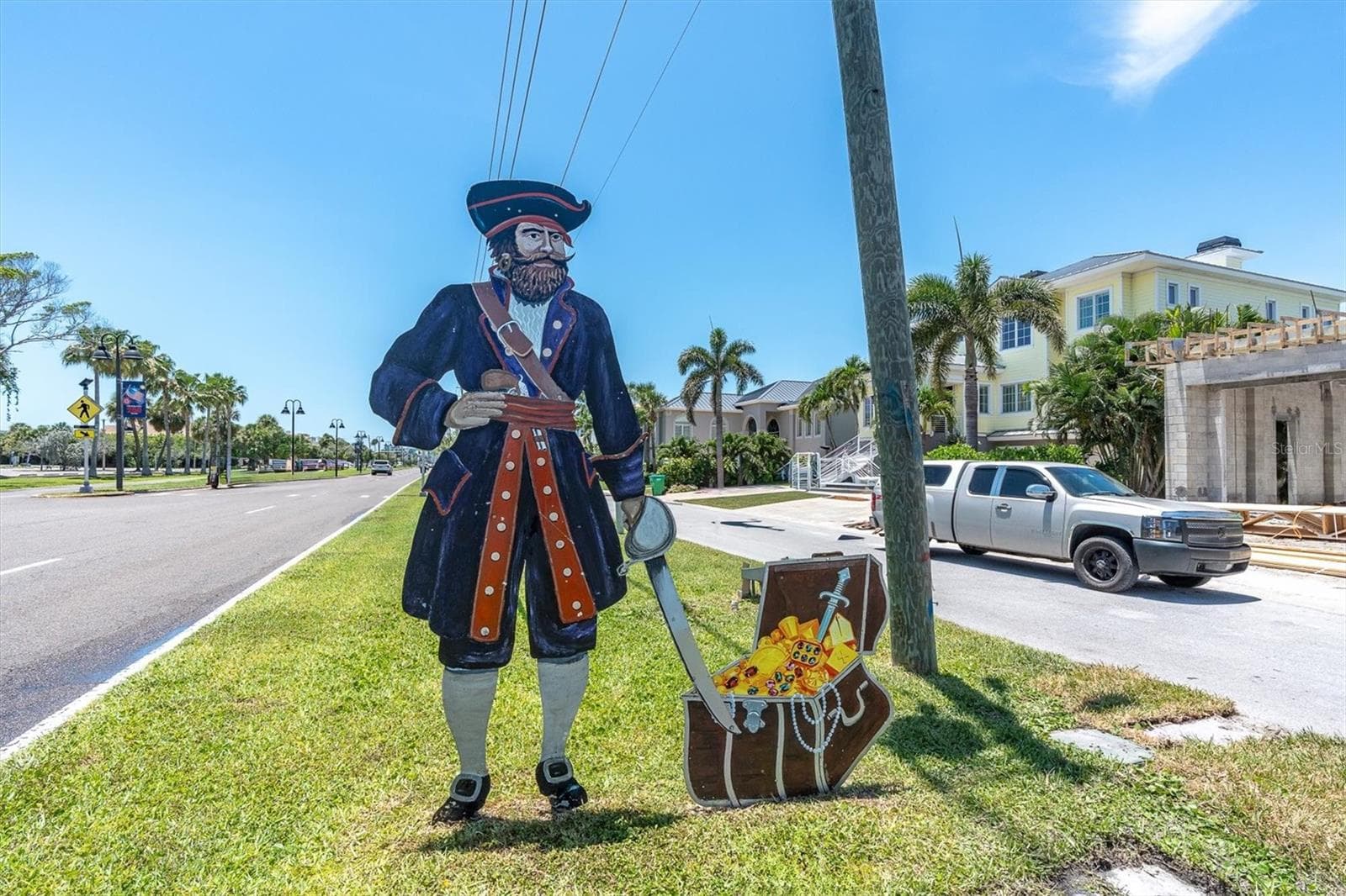 450 TREASURE ISLAND CAUSEWAY — photo 40 of 44
