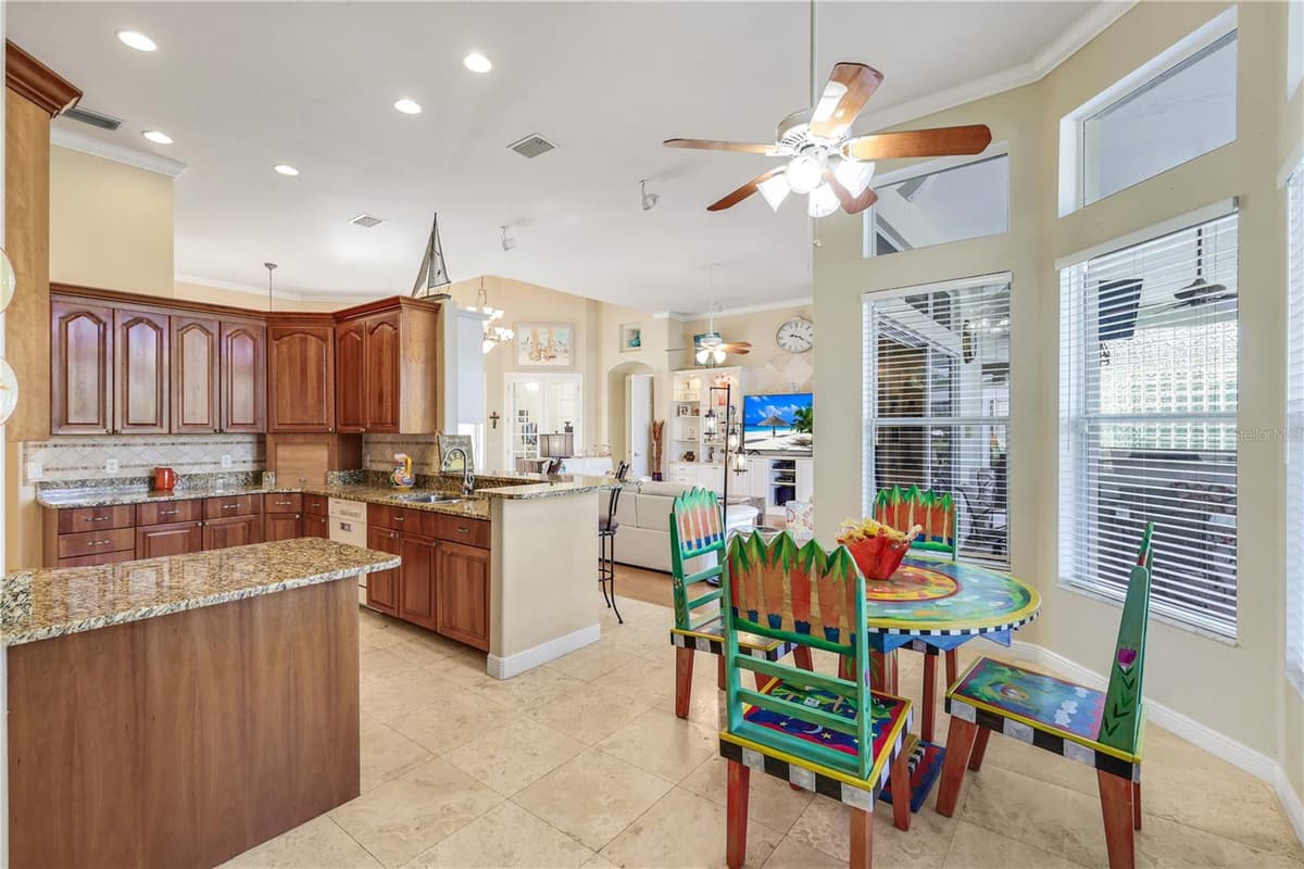 15930 CATALPA COVE DRIVE — photo 18 of 54