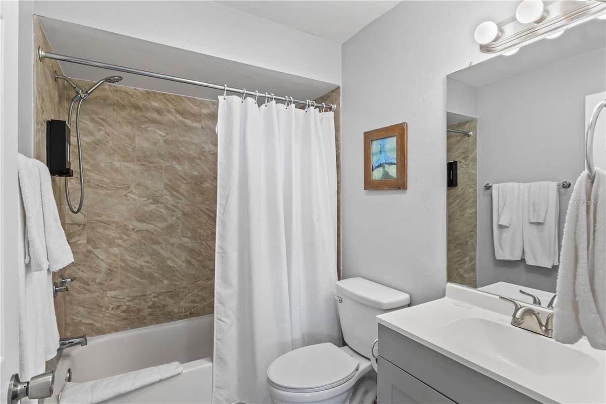 12200 SHOREVIEW DRIVE — photo 46 of 88