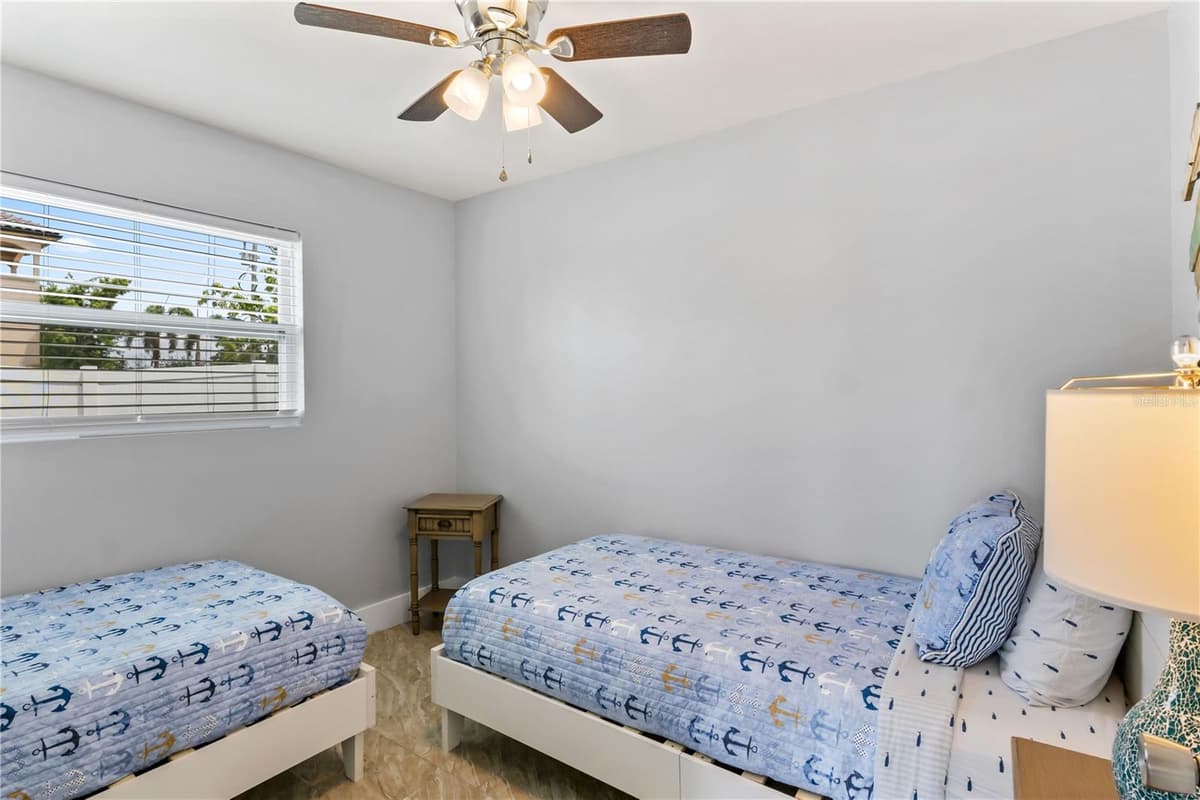 12200 SHOREVIEW DRIVE — photo 45 of 88