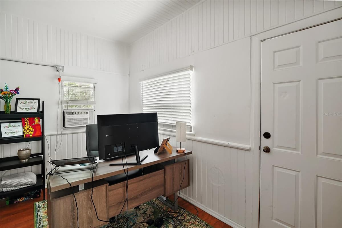 427 GROVE STREET — photo 25 of 29