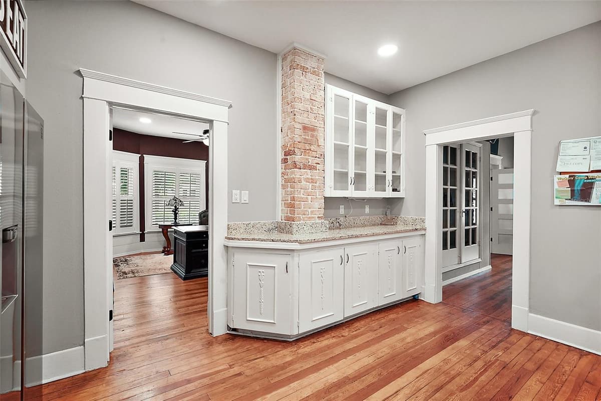 427 GROVE STREET — photo 13 of 29