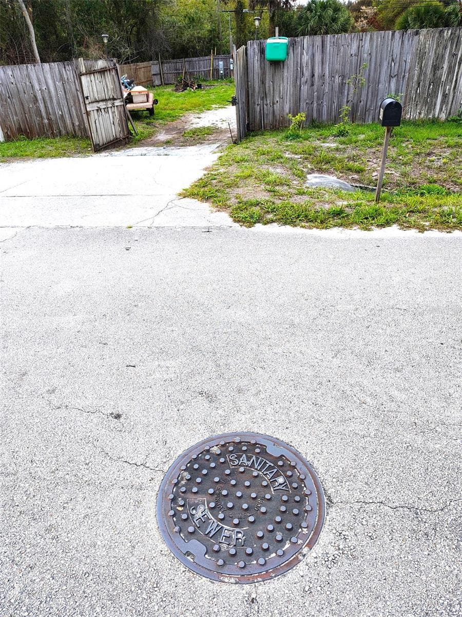 6430 86TH LANE — photo 18 of 20