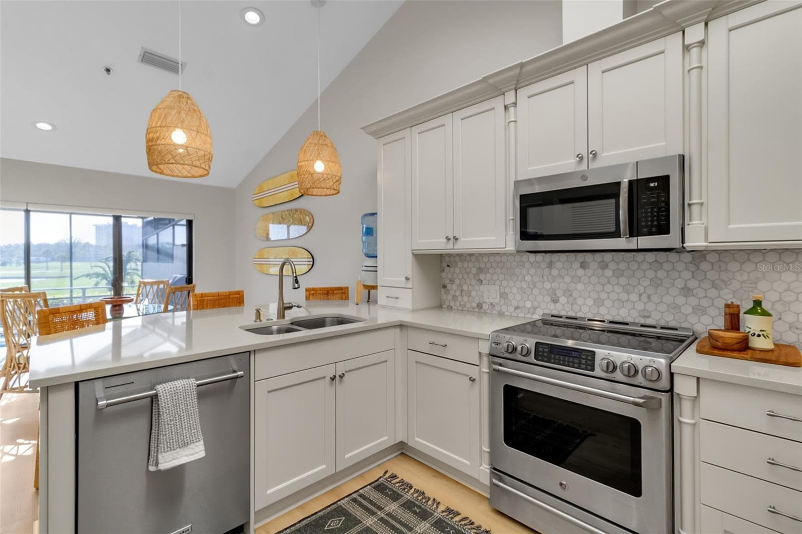 2341 HARBOUR OAKS DRIVE — photo 12 of 52