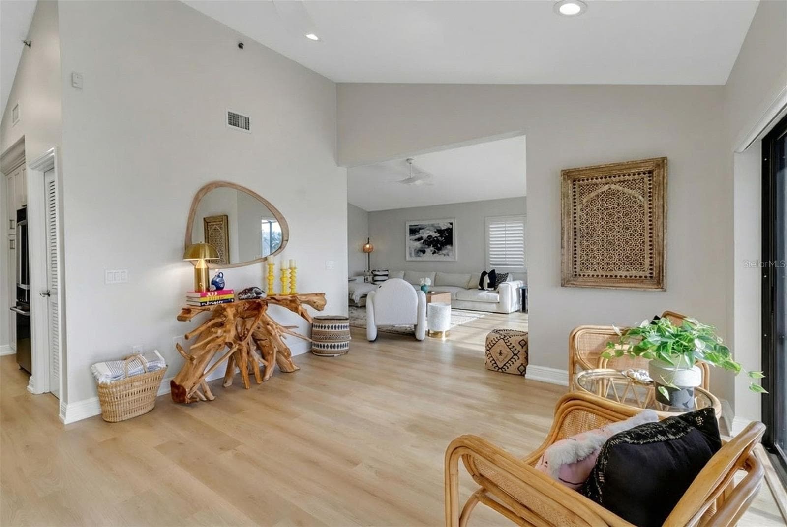 2341 HARBOUR OAKS DRIVE — photo 8 of 52
