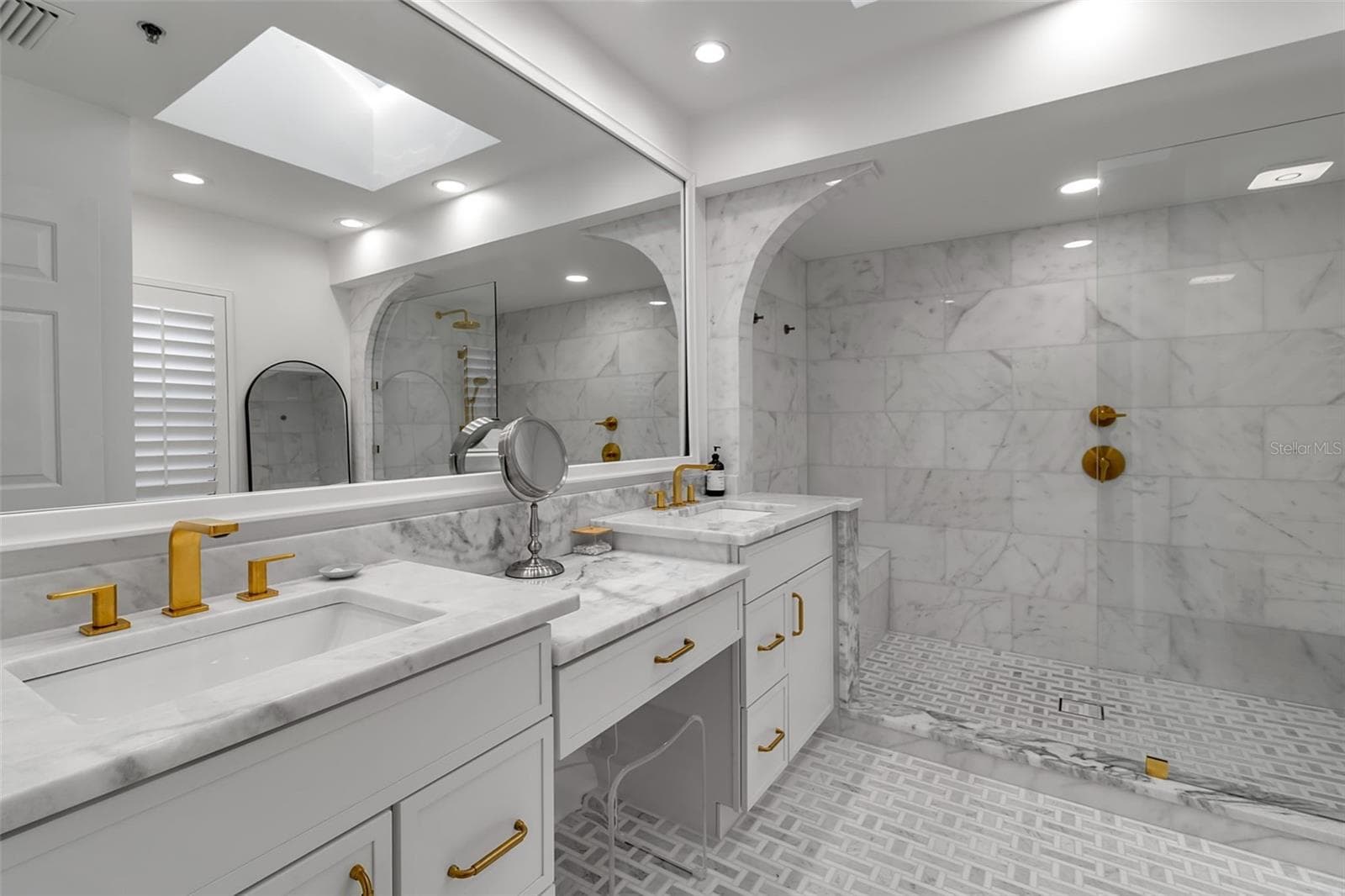 2341 HARBOUR OAKS DRIVE — photo 20 of 52