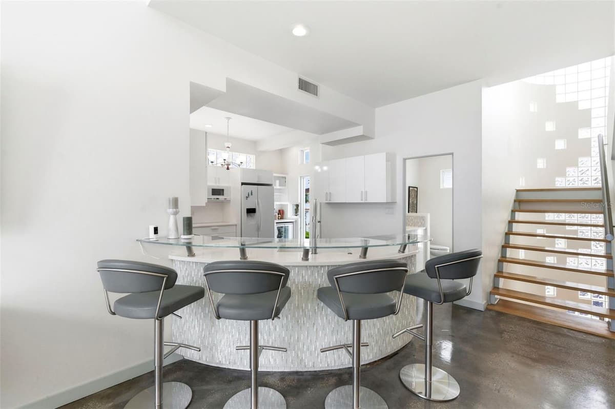 8680 GULF BOULEVARD — photo 14 of 89