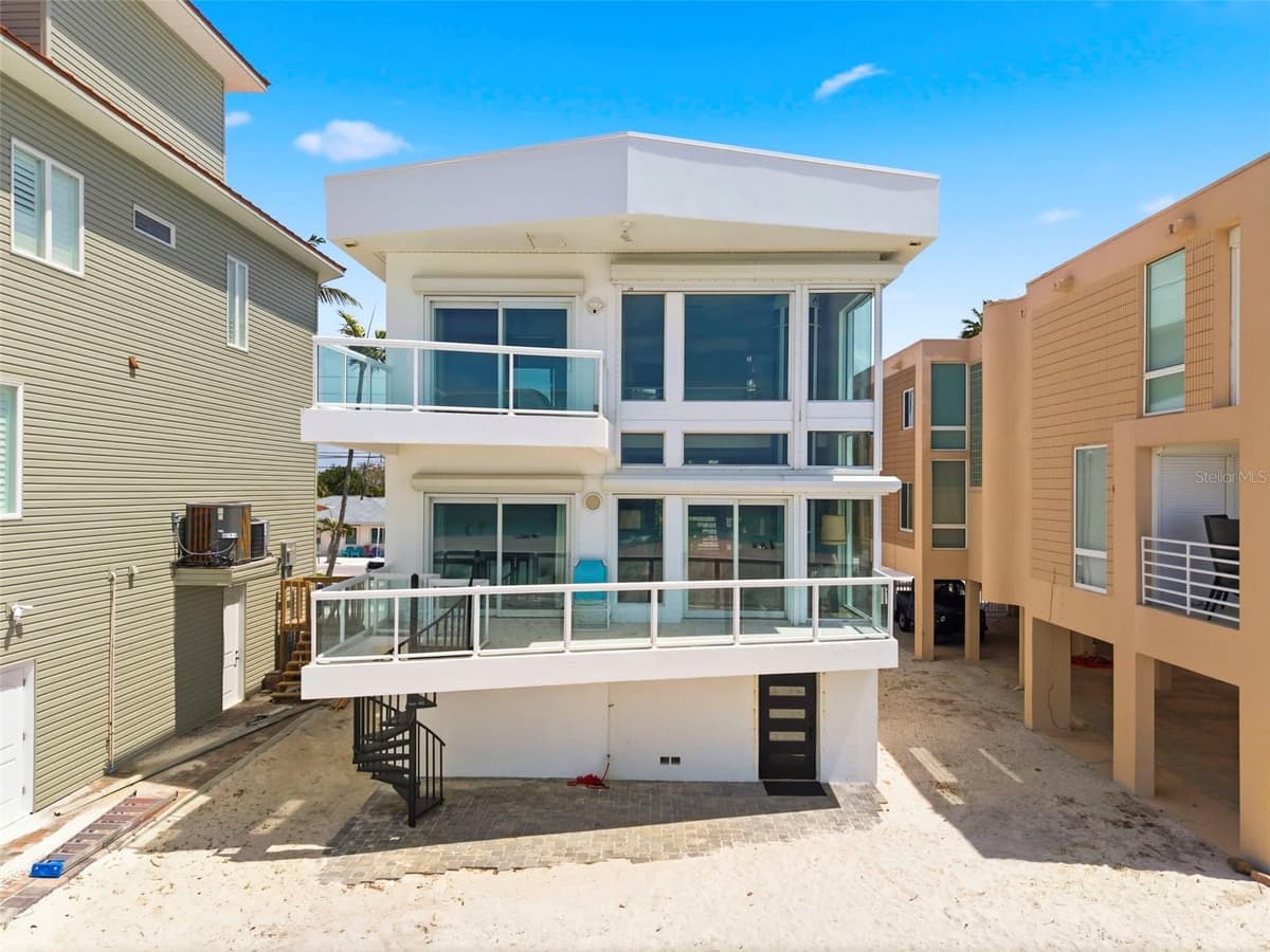 8680 GULF BOULEVARD — photo 80 of 89