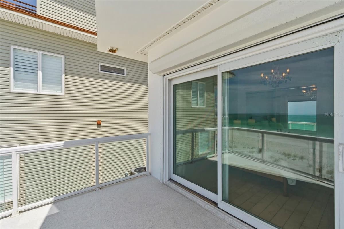 8680 GULF BOULEVARD — photo 43 of 89
