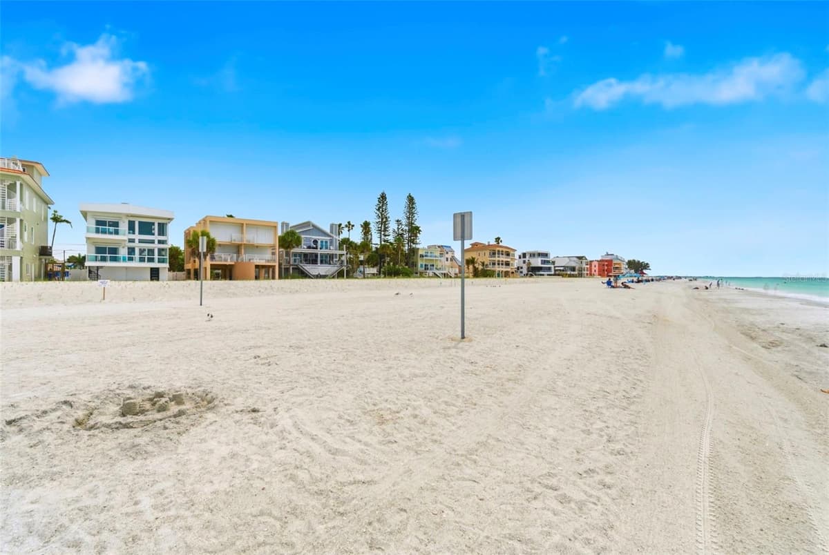 8680 GULF BOULEVARD — photo 72 of 89
