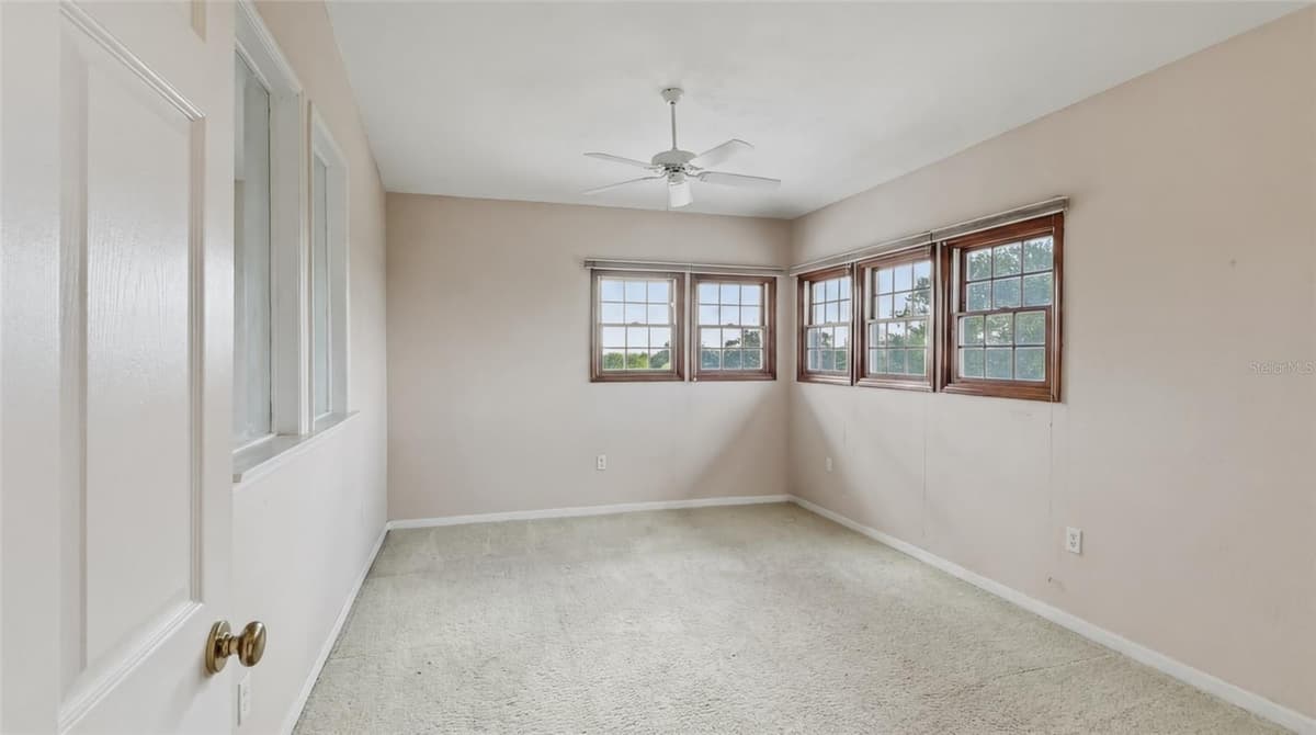 455 HORSESHOE LOOP ROAD — photo 37 of 49