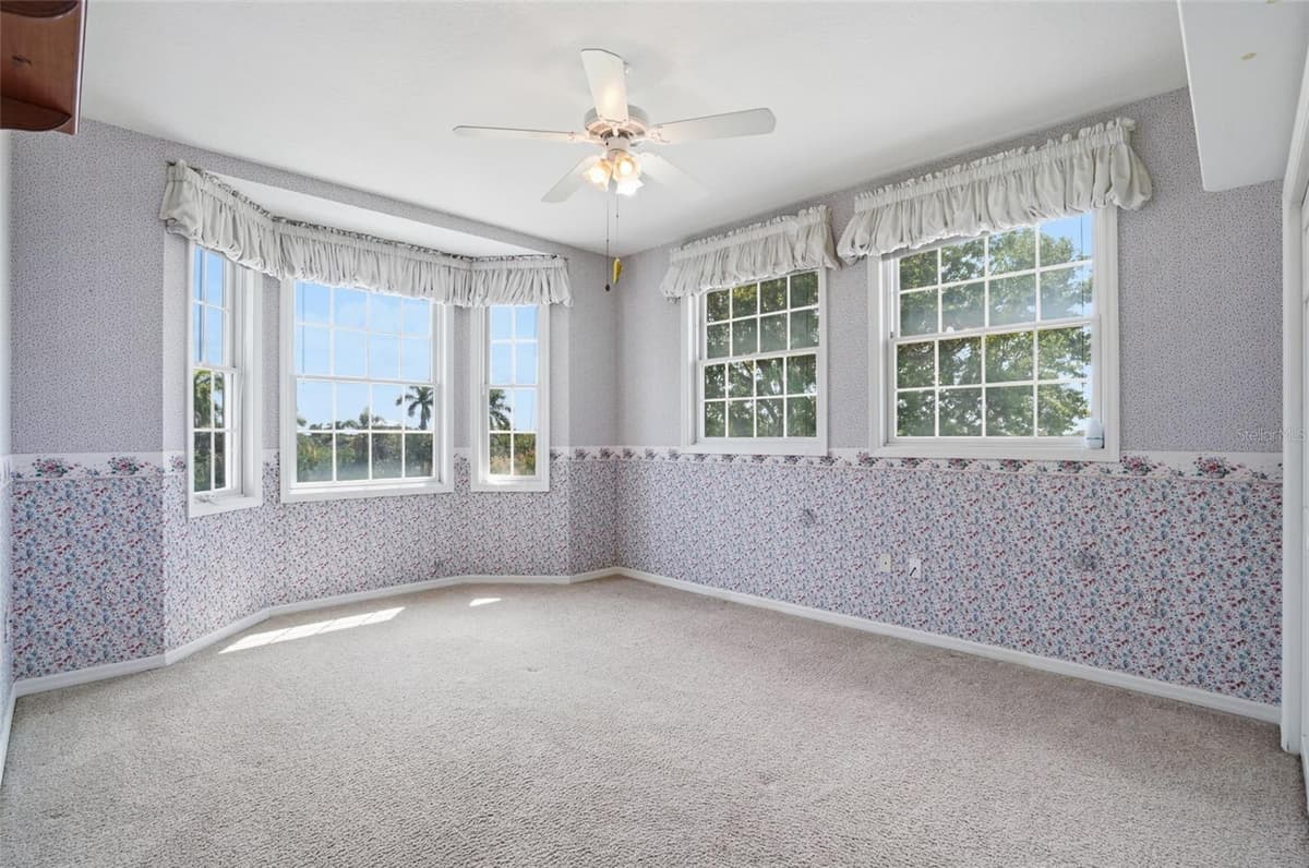 455 HORSESHOE LOOP ROAD — photo 35 of 49