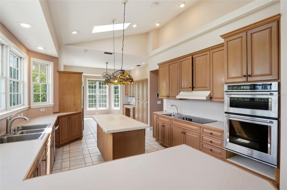 455 HORSESHOE LOOP ROAD — photo 14 of 49