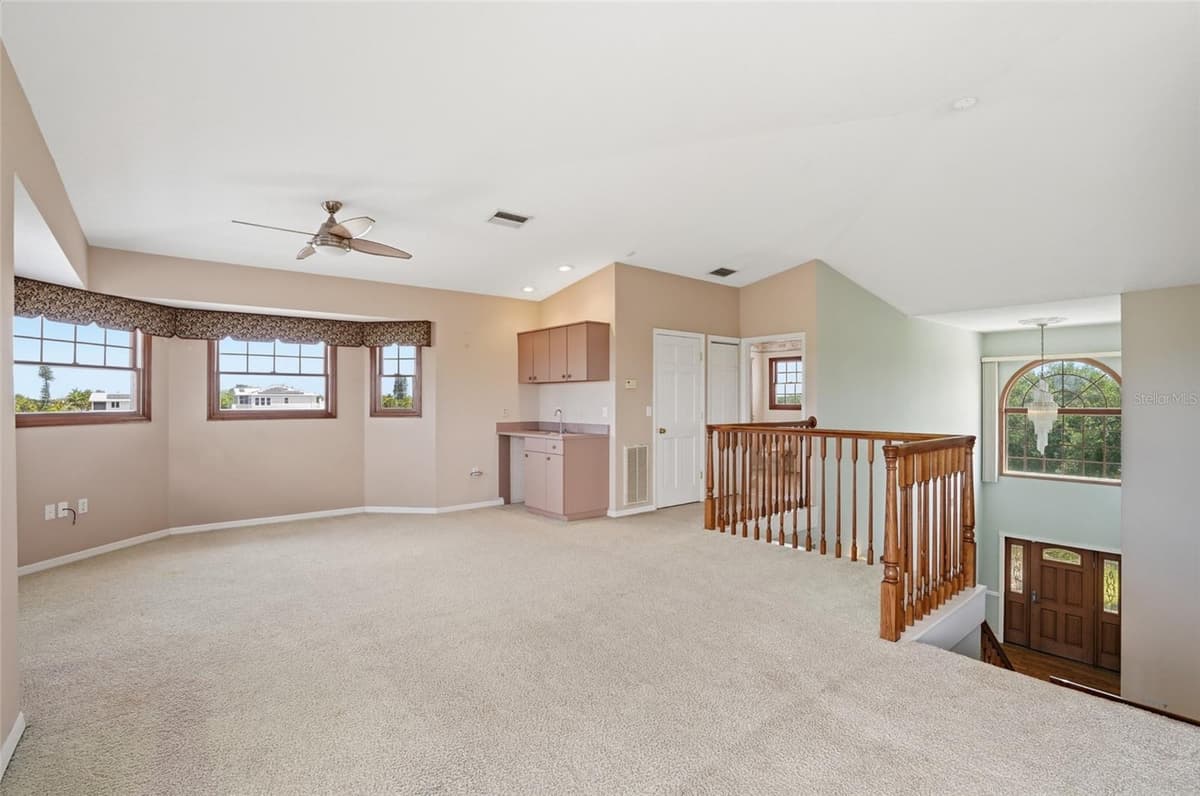455 HORSESHOE LOOP ROAD — photo 22 of 49