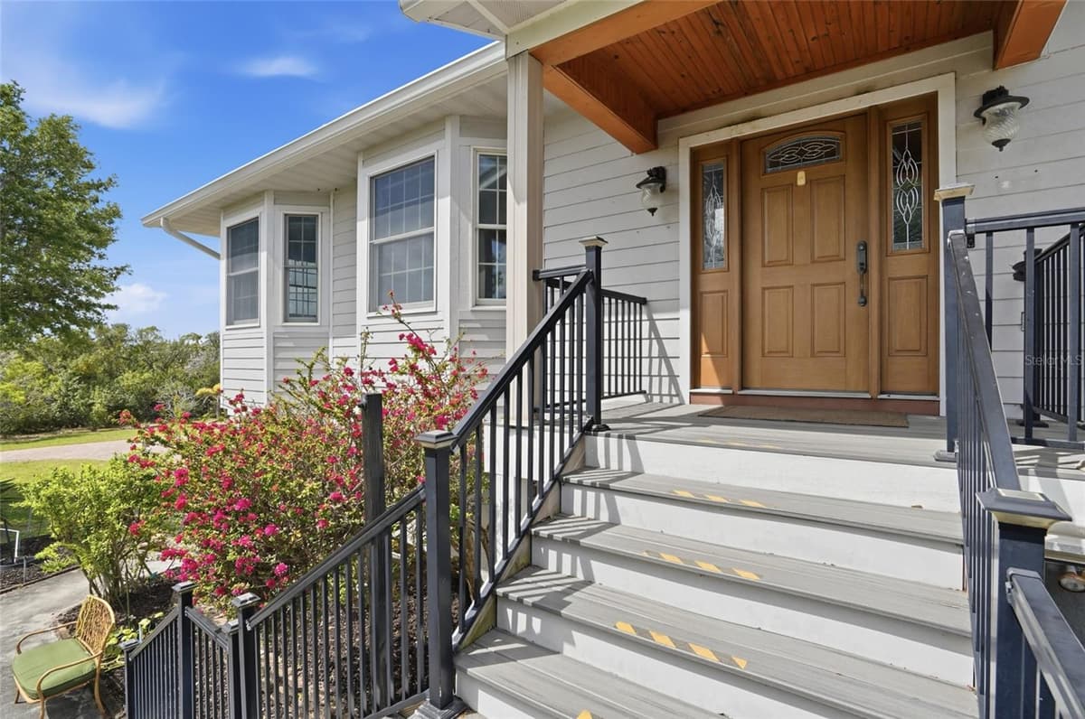 455 HORSESHOE LOOP ROAD — photo 9 of 49