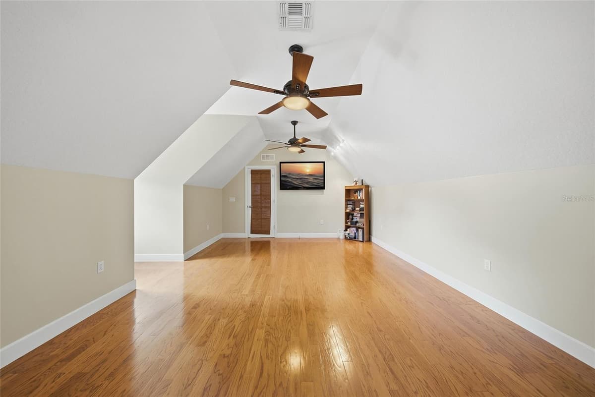 32640 BLUEBERRY HILL WAY — photo 25 of 43