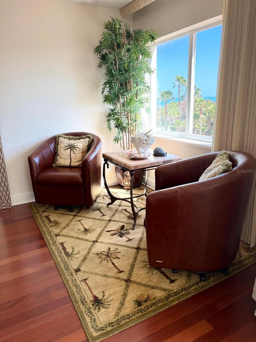420 HARDING AVENUE — photo 11 of 57