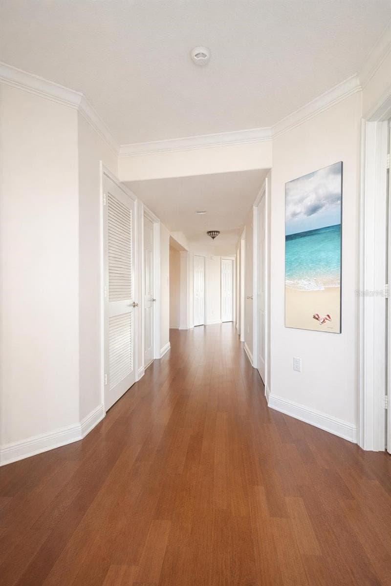 420 HARDING AVENUE — photo 16 of 57