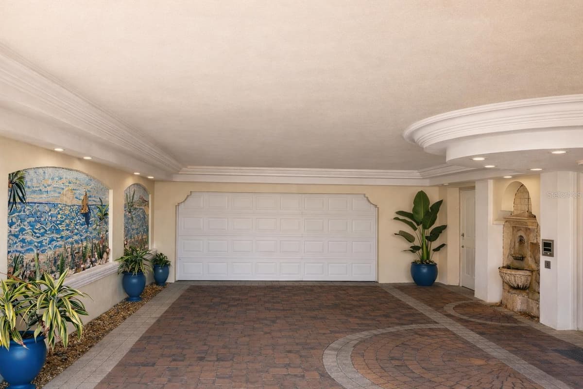 420 HARDING AVENUE — photo 47 of 57