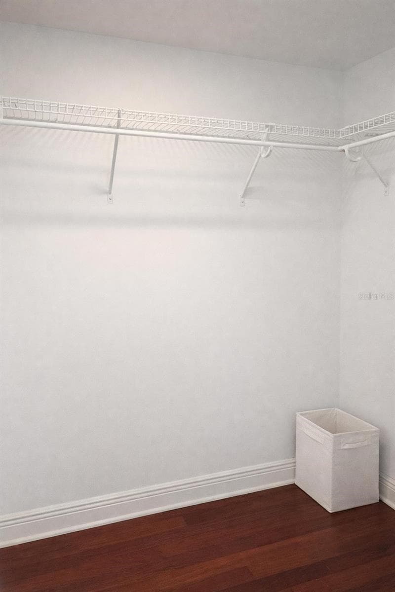 420 HARDING AVENUE — photo 23 of 57
