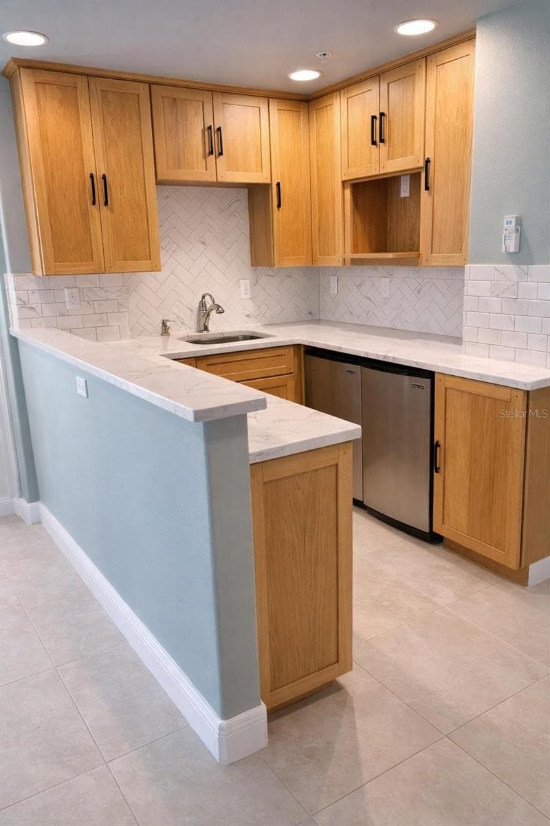 420 HARDING AVENUE — photo 41 of 57