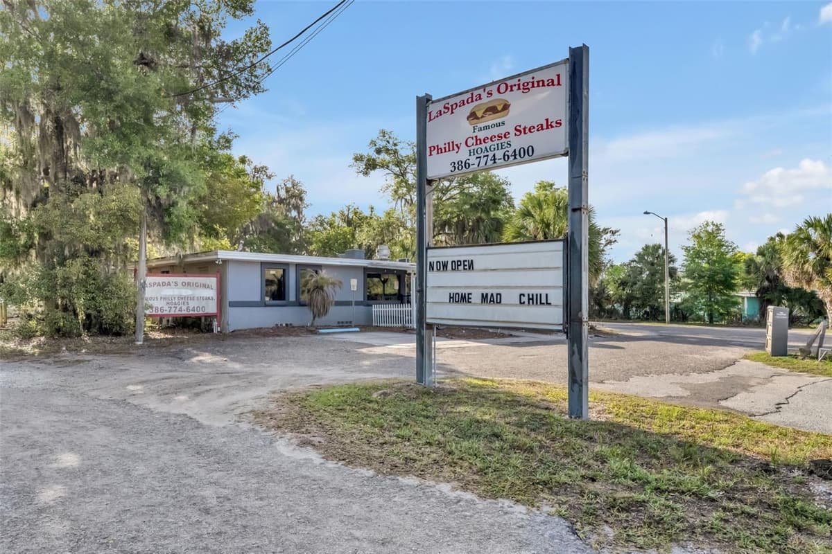 2200 VOLUSIA AVENUE — photo 4 of 34