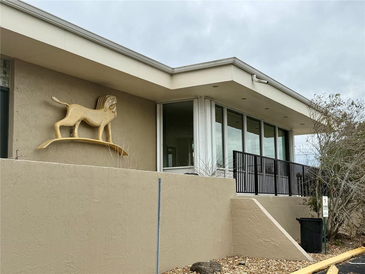 220 CORAL SANDS DRIVE — photo 10 of 71