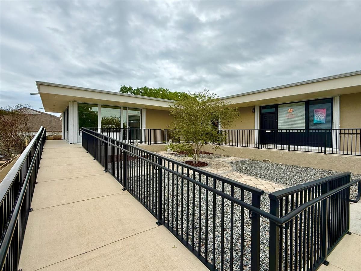 220 CORAL SANDS DRIVE — photo 16 of 71