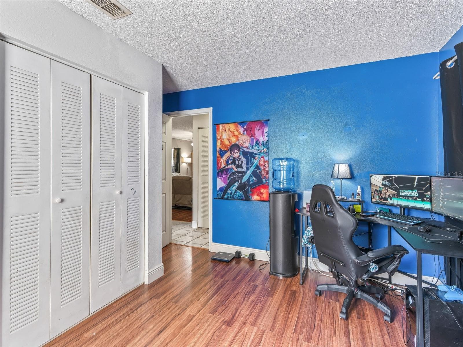 911 JACARANDA DRIVE — photo 18 of 24