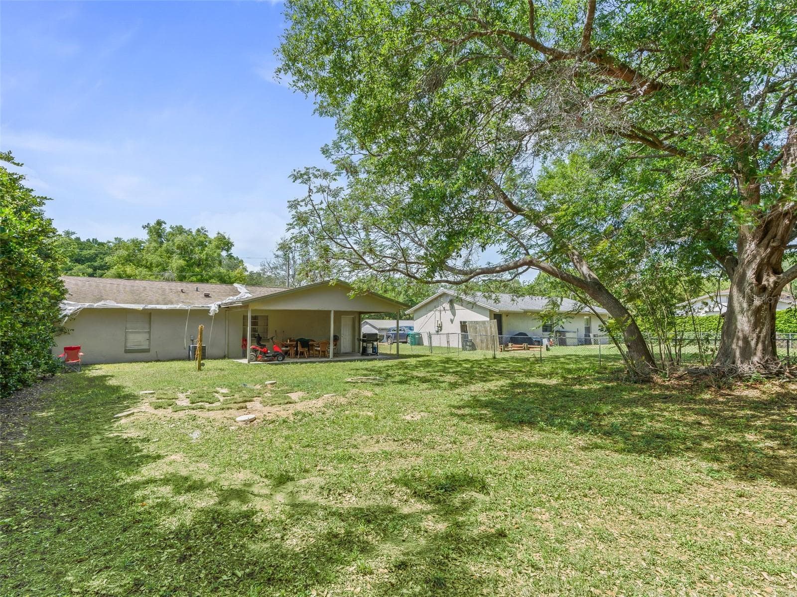 911 JACARANDA DRIVE — photo 24 of 24
