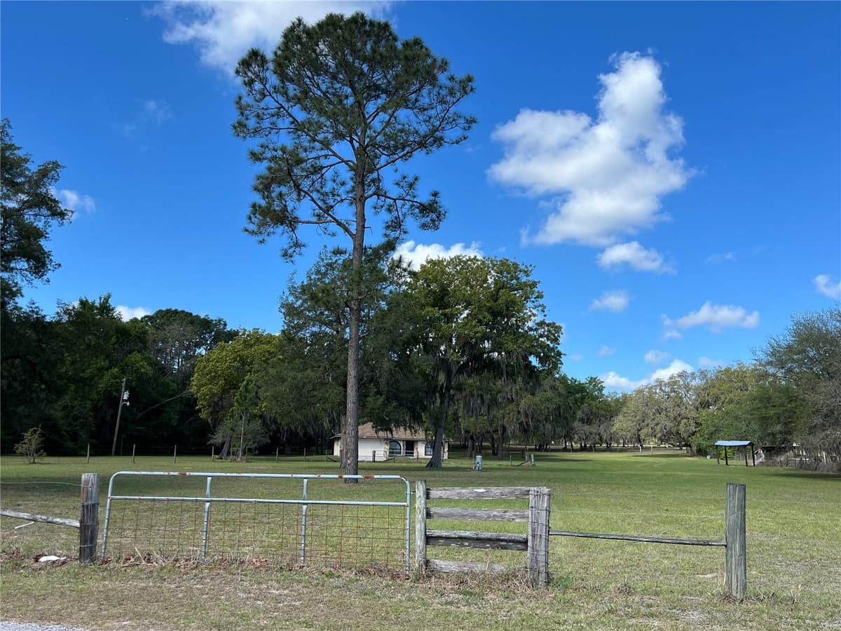 7478 CR 663 — photo 4 of 22