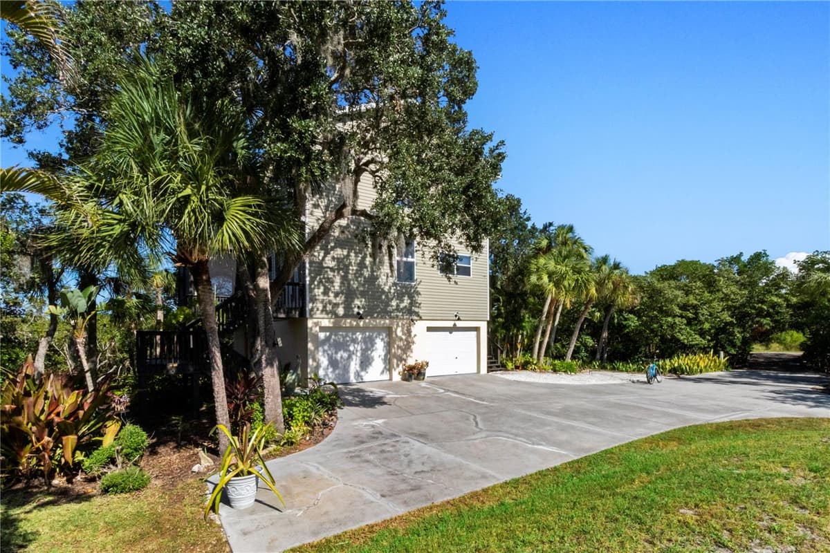 7325 HOLLY ROAD — photo 49 of 77
