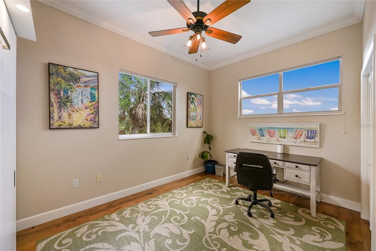 7325 HOLLY ROAD — photo 35 of 77