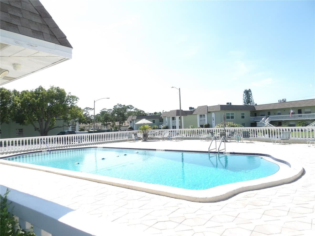 1250 PINELLAS AVENUE — photo 30 of 50