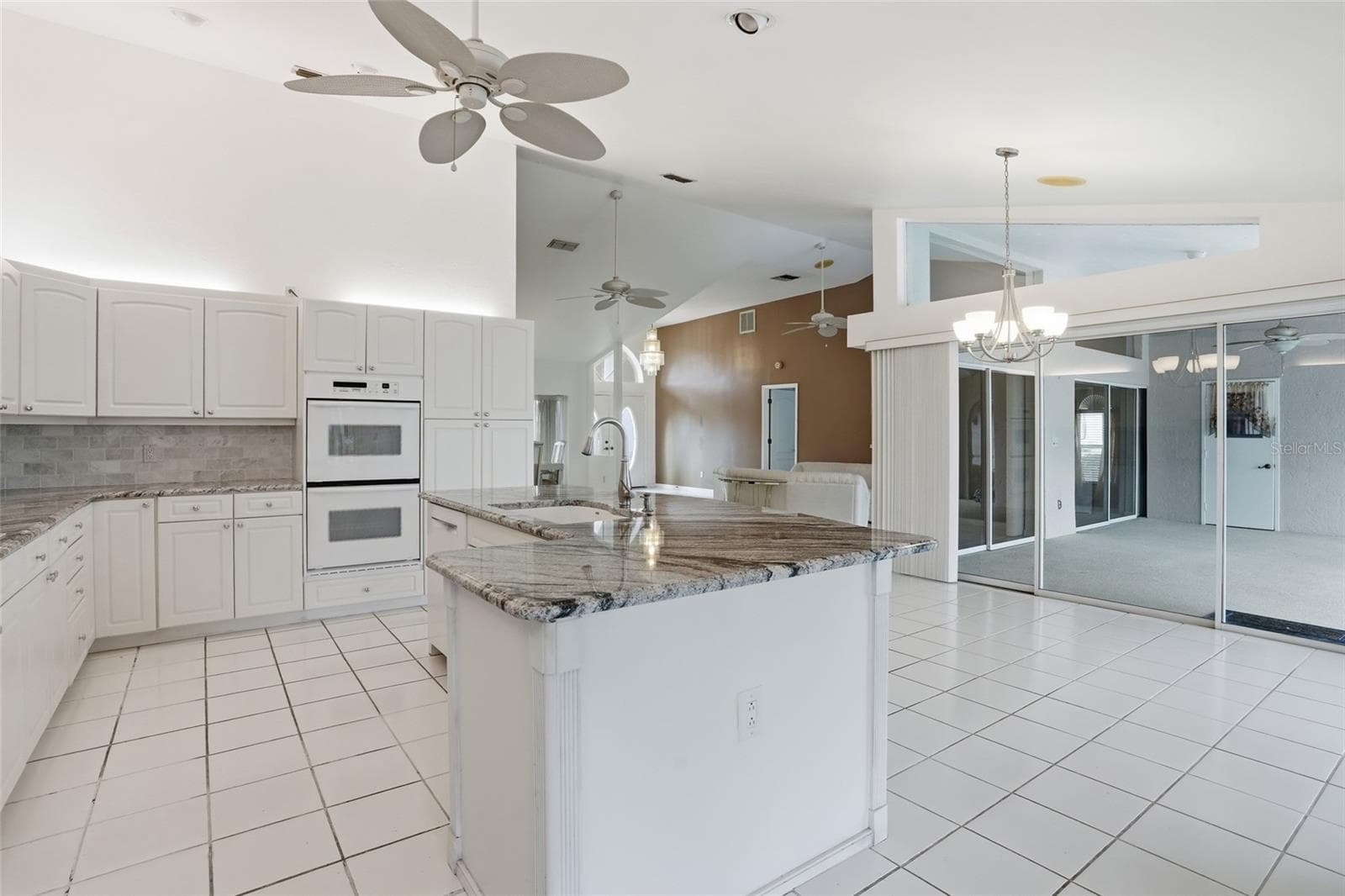 1411 54TH TERRACE — photo 19 of 58